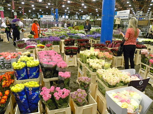 By EG Focus (Flickr: New Covent Garden Market - flower market) [CC BY 2.0], via Wikimedia Commons